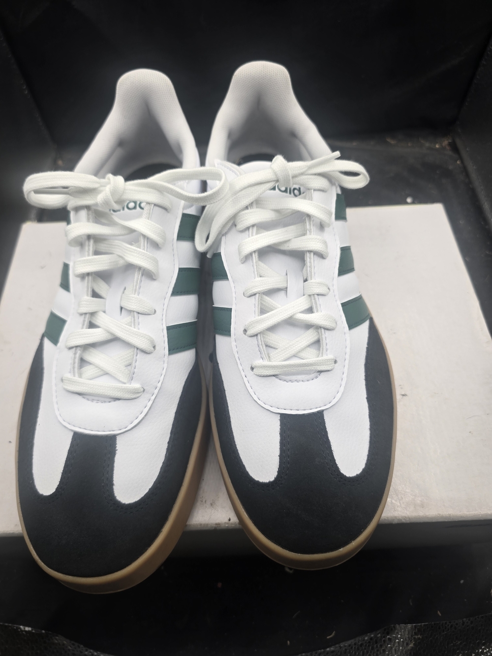 adidas White,‎ Black & Green Men’s Retro Trainer Sneakers